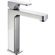 Смеситель Cisal Cubic CU00150121 однорычажный для раковины на 1 отверстие,высокий h150 мм,без донного клапана, цвет хром