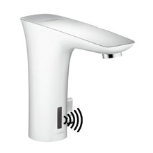 Электронный смеситель для раковины Hansgrohe PuraVida 15170400, сенсорный, хром/белый