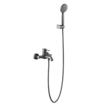 Смеситель Aquatek Европа AQ1349BGM, для ванны и душа с душевым гарнитуром, черный хром шлифованный