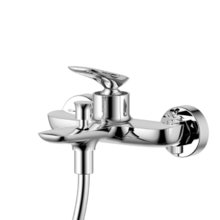 Смеситель Aquame Como AQM6512CR, для ванны и душа, с душевым гарнитуром, цвет хром