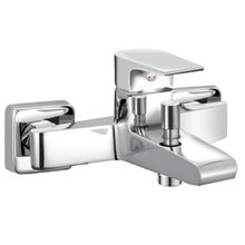 Смеситель Aquame Prato AQMP6122, для ванны и душа, с душевым гарнитуром, цвет хром