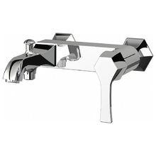 Смеситель Cisal Cherie CE00013021 однорычажный настенный для ванны/душа, хром