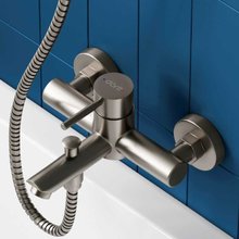 Cмеситель Dorff Logic new D3010000SS для ванны и душа, из нержавеющей стали