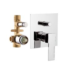 Смеситель Remer Qubika Q09 для ванны и душа, цвет хром