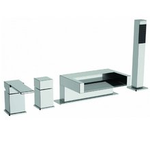 Смеситель Remer Qubika Cascata QC06 на борт ванны, цвет хром