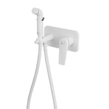 Гигиенический душ Lemark Bronx LM3720MW со смесителем, белый матовый