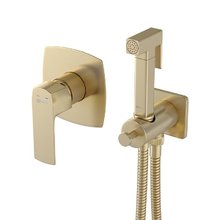 Гигиенический душ Lemark Ursus LM7219BG со смесителем, золото брашированное